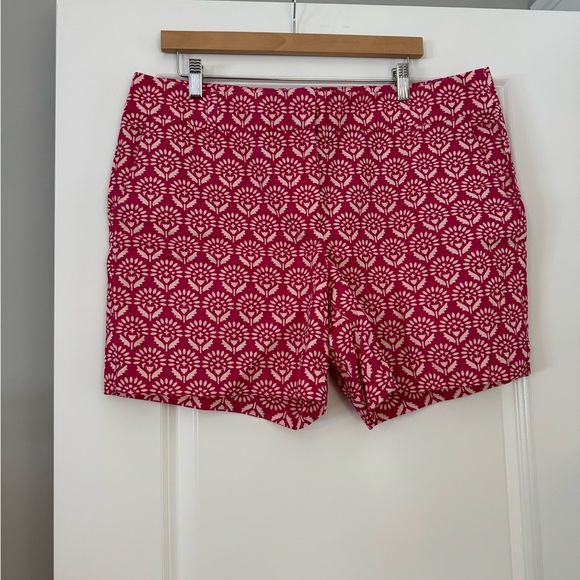Ann Taylor Loft The Riviera Chino Shorts Size 14 - Picture 1 of 4
